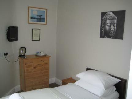 The Kings Arms Bed & Breakfast Уилмслоу Екстериор снимка